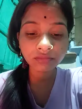 Nirasha cute online show from February 5, 6:44 pm