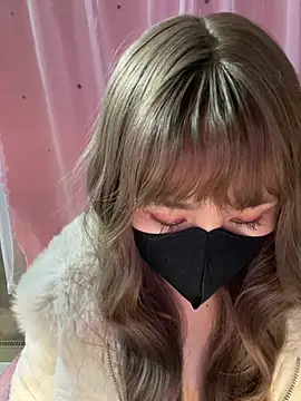 -Violet-t online show from March 10, 3:27 pm