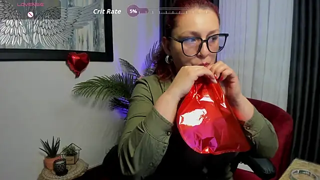 VictoriaPaker online show from February 13, 11:45 am