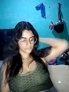 Araanza05 online show from January 18, 2:30 am