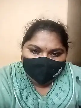 misammahyd online show from February 17, 5:56 pm