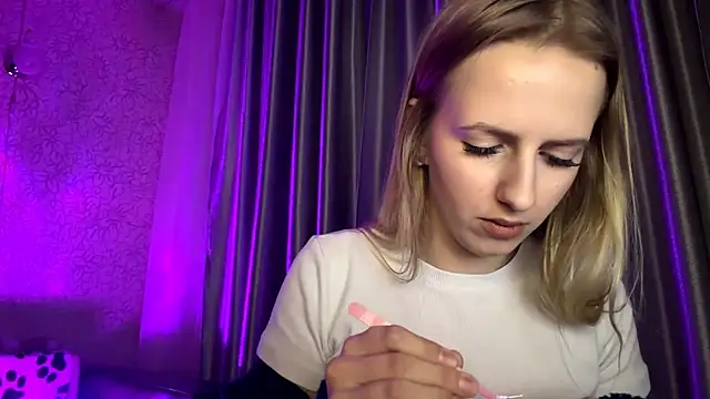 JeannettaIltzsch online show from February 6, 9:07 pm