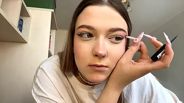 JammieMickiewicz online show from February 16, 8:36 am