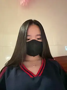 Gwen879 online show from March 23, 12:28 am