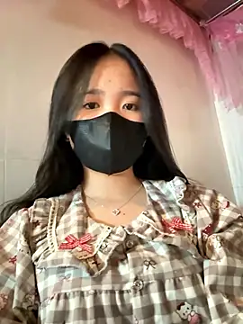 Gwen879 online show from January 10, 1:43 am