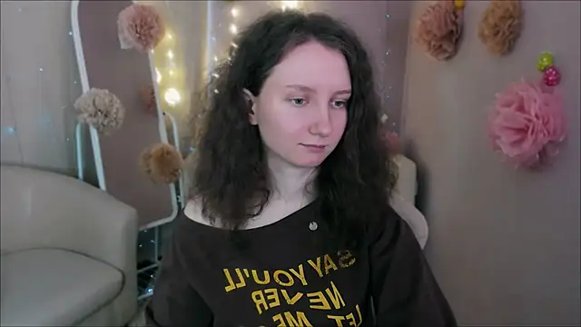 SunshineBlaze online show from April 4, 5:39 am