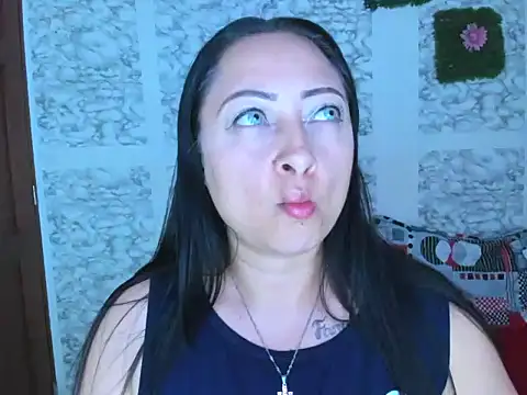 XXXStephanie XXX online show from March 14, 10:55 pm