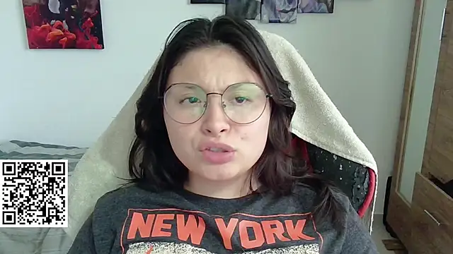 yessica gomez01 online show from April 10, 9:21 pm