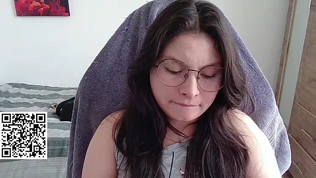 yessica gomez01 online show from April 14, 10:32 pm