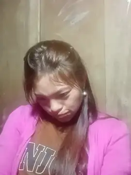 jjennyyy online show from February 22, 9:54 am