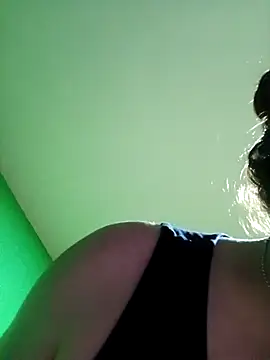 lee hot online show from February 8, 11:07 pm