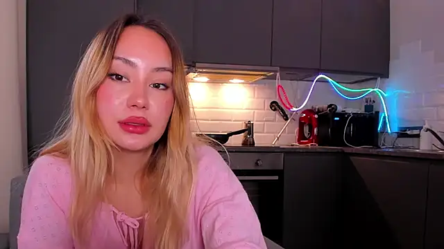 JessicaBeverly  online show from February 16, 11:54 am