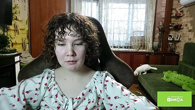 sewsewsewe online show from February 19, 10:30 pm