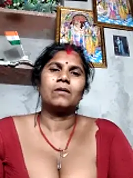 Hot di97 online show from April 2, 4:15 pm