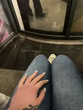 AlyssaFoxx  online show from February 20, 7:15 pm