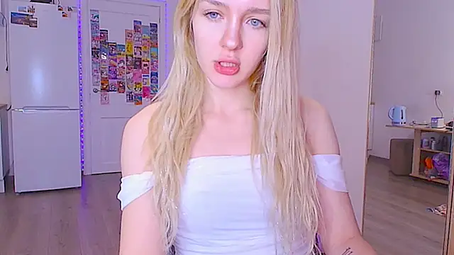 sailormoon666  online show from February 1, 10:19 pm