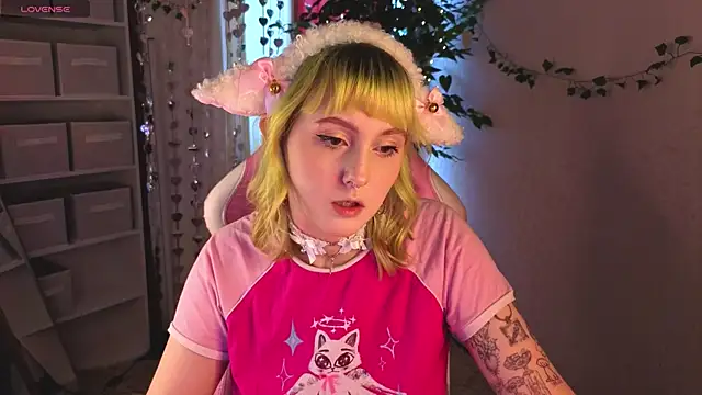 Roziett Belle online show from March 11, 9:46 am