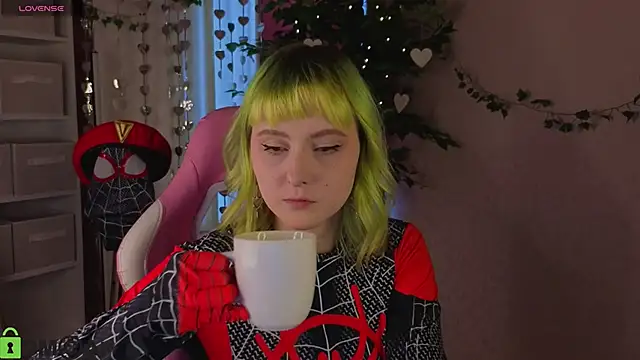 Roziett Belle online show from February 26, 9:30 am