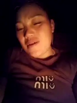 LingLing002 online show from January 19, 1:29 pm