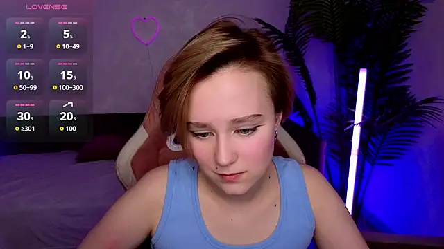 Ellie Heavenly online show from February 19, 8:58 am