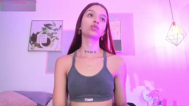 april jones05 online show from March 31, 12:05 pm