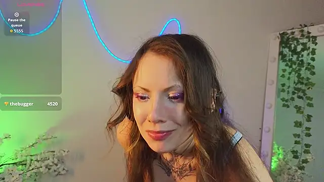 MoonHaze   online show from February 24, 2:16 pm