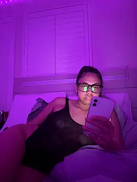 cartierprincess online show from January 17, 6:21 am