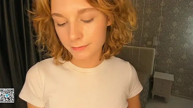 SonyaNowak online show from February 8, 1:37 pm