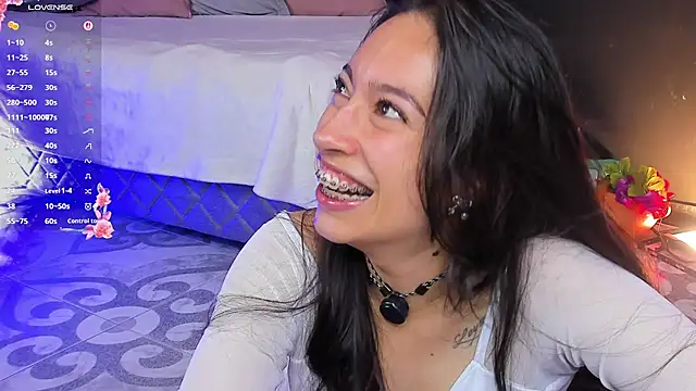 Noaah25  online show from February 28, 4:12 am