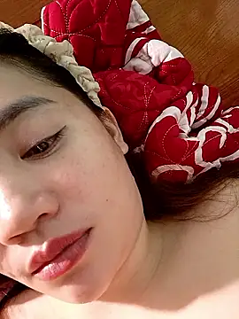 lylinhjim online show from January 16, 12:23 pm