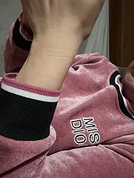 Donna9696 online show from March 22, 1:17 pm