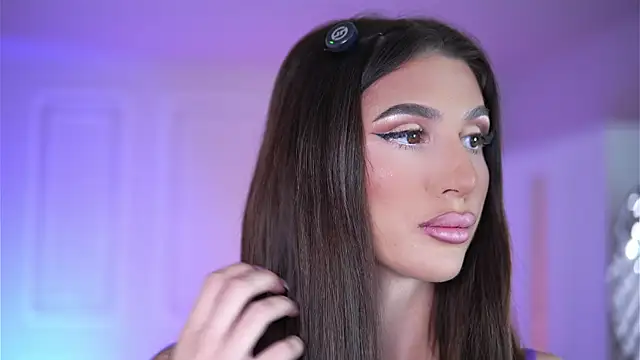 SammiMonroe online show from April 17, 4:14 am