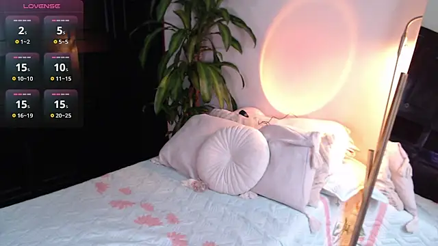 Mia Volkova  online show from March 22, 1:28 pm