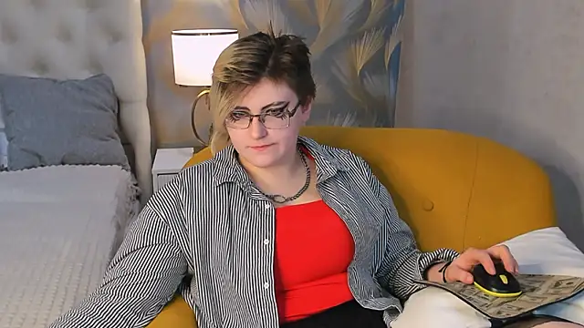 ABSI GLITCH online show from February 3, 6:40 am