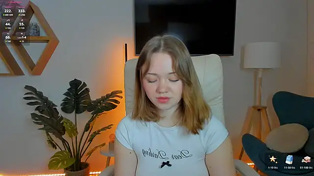 Kiss Moon online show from February 24, 7:23 pm