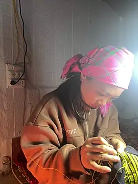 Lata-cute online show from March 4, 12:50 am