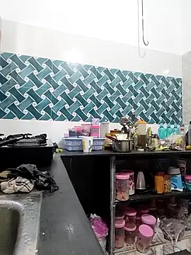 Hot-Tinaa online show from February 27, 2:33 am