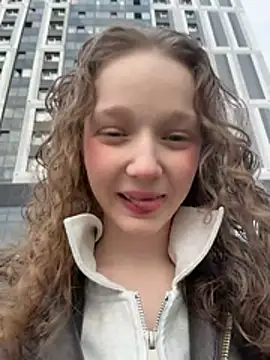 outside rosy online show from April 12, 4:21 pm