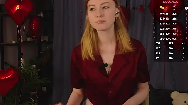 LanaRoxxy online show from February 15, 11:31 am