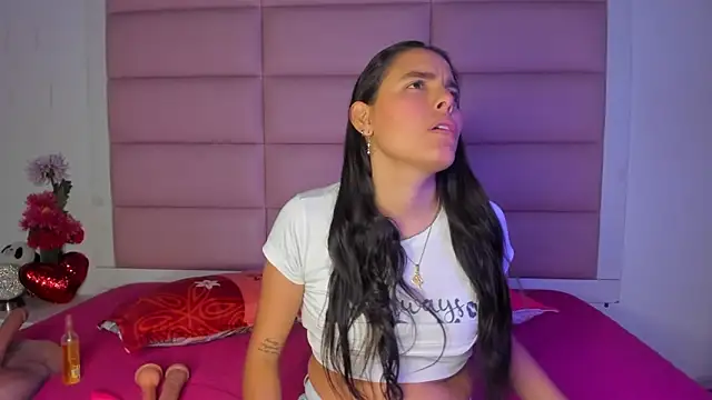 Catalinna 03 online show from April 14, 12:49 pm