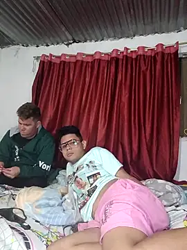 ClarkAndBruno online show from February 6, 4:38 am