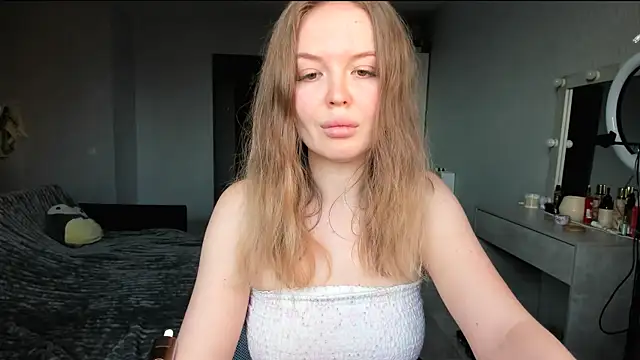 SelenaGenttle online show from January 17, 8:11 am