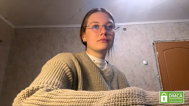 Jolievic online show from April 11, 10:30 am