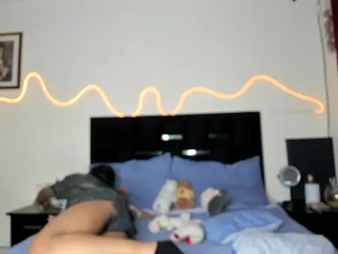 YourDreamReal online show from February 6, 1:09 am