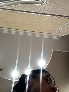 VaboXAlisa online show from April 21, 3:35 am