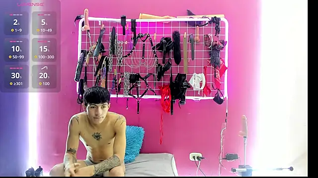 Slave Melany bdsm online show from April 1, 1:01 pm