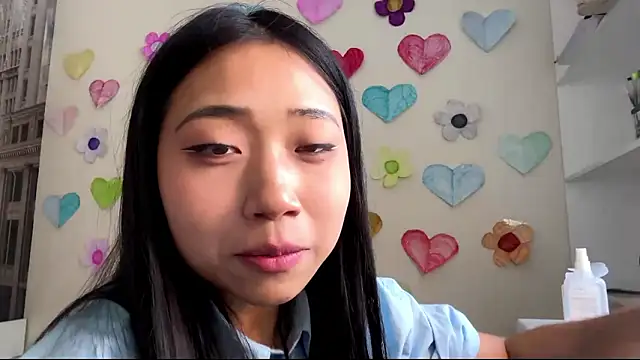 SweetMiaXO online show from February 17, 3:39 am