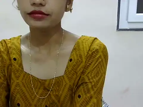 Kulsum S online show from May 19, 1:40 pm