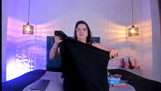 samantha foxyy online show from April 19, 11:43 am