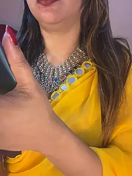 Samaira Juicy143 online show from May 15, 8:22 pm